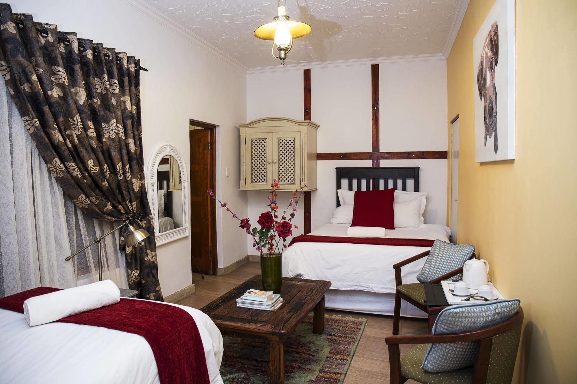 Blue Mango Lodge Kempton Park Extérieur photo