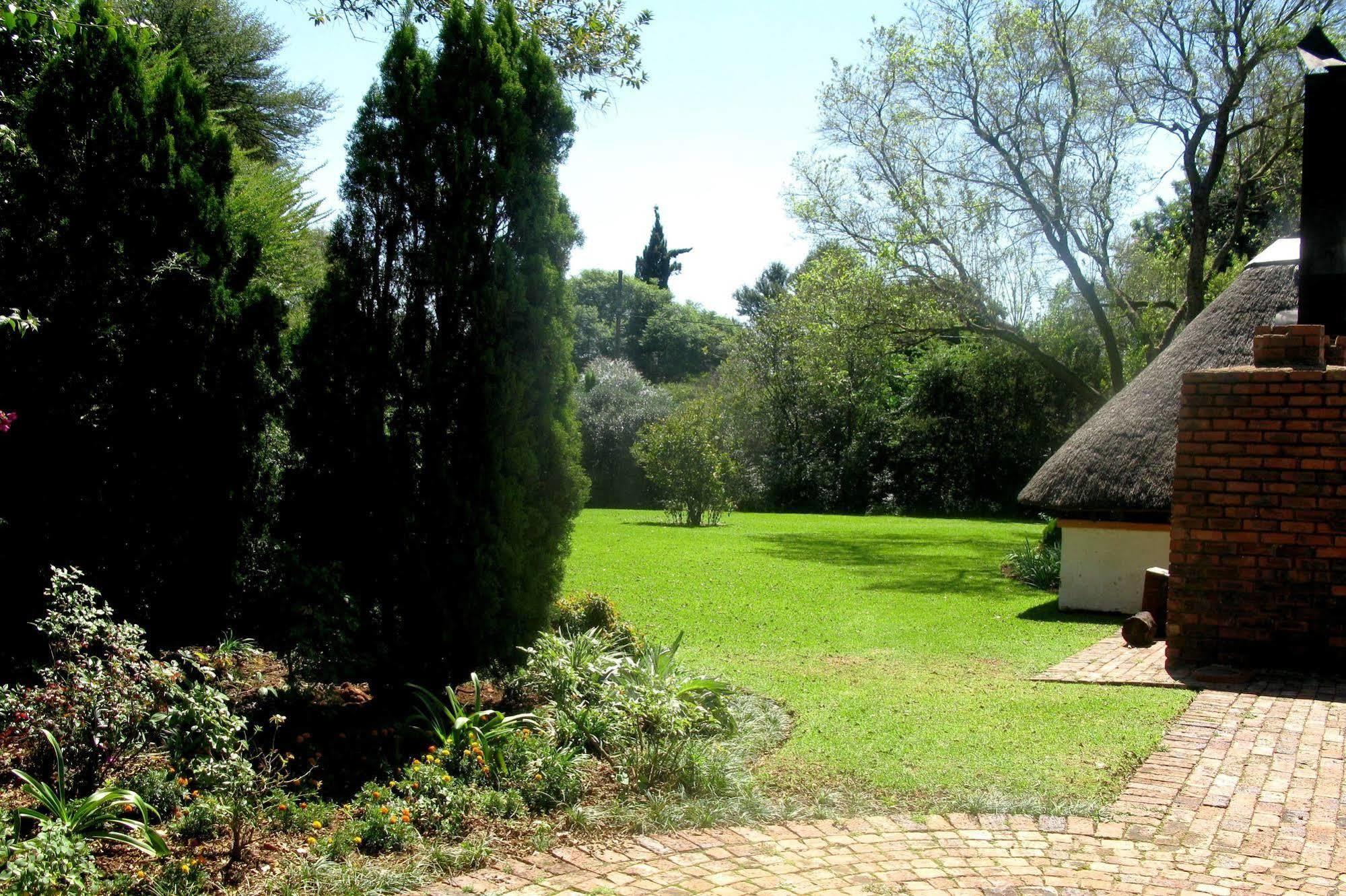 Blue Mango Lodge Kempton Park Extérieur photo
